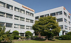 E2